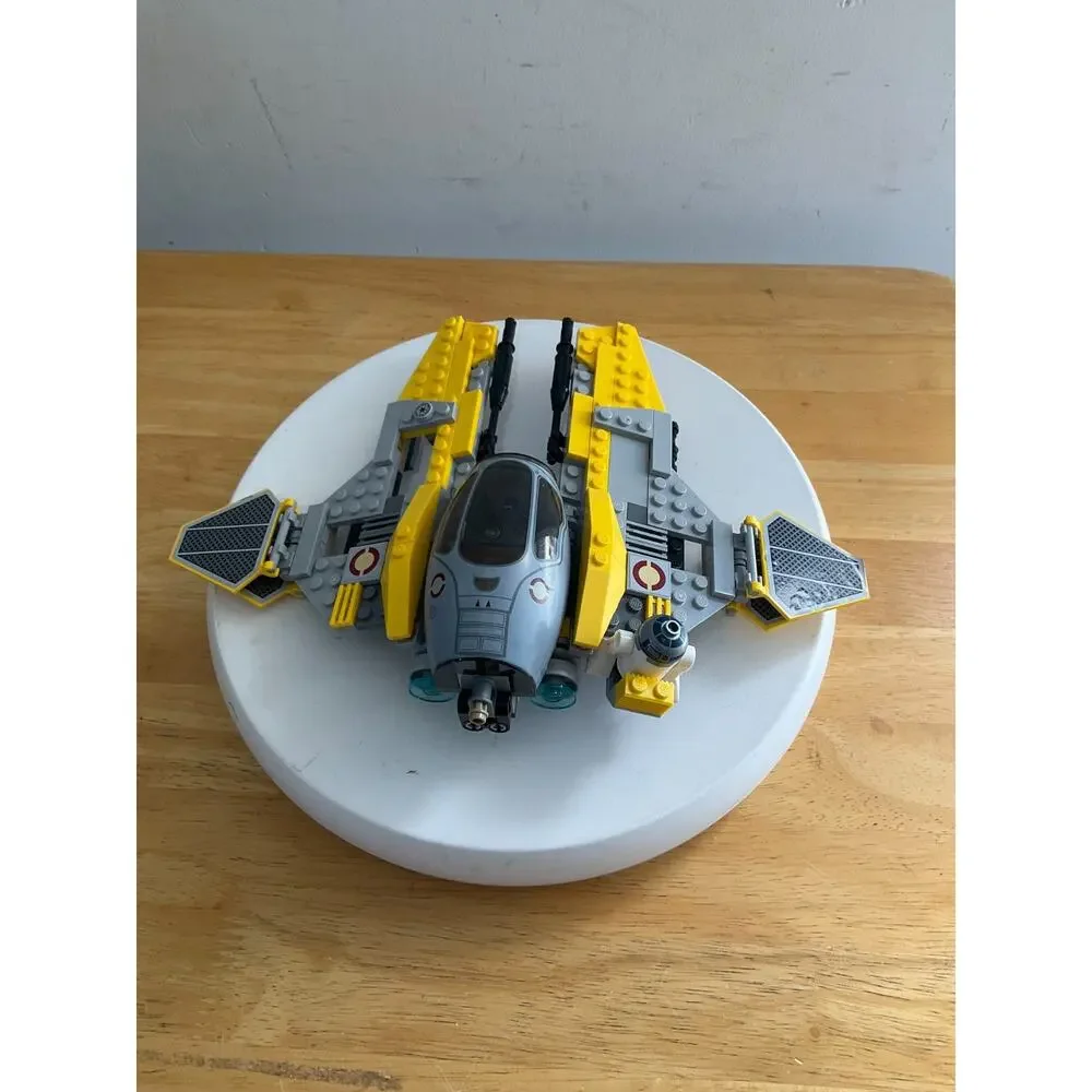 LEGO Star Wars: Anakin's Jedi Interceptor (75281) | Pre-Built